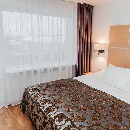 Paernu Hotel Otel