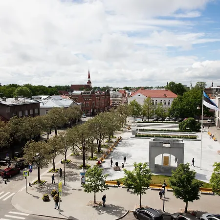 Paernu Hotel Parnawa