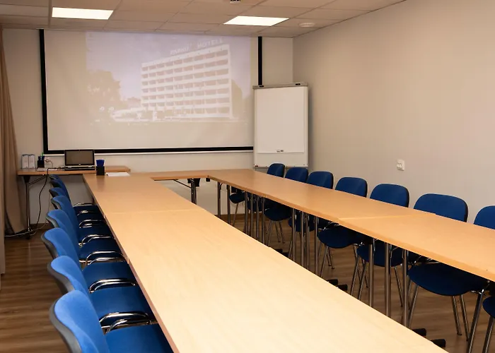 Hotel Paernu Hotel 4*