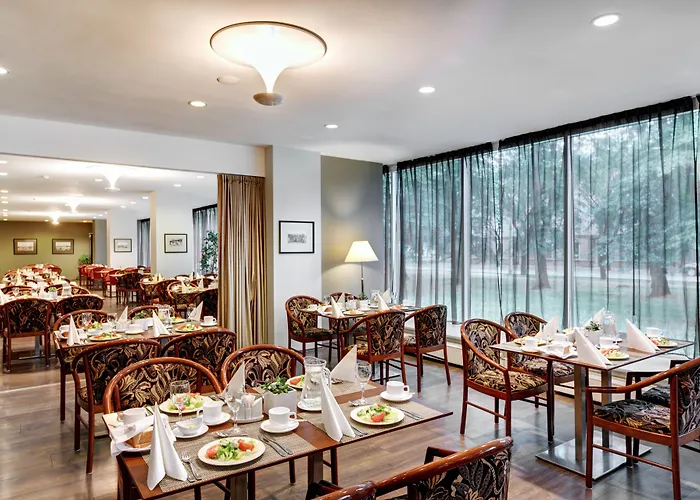 Отель Отель "Пярну" 